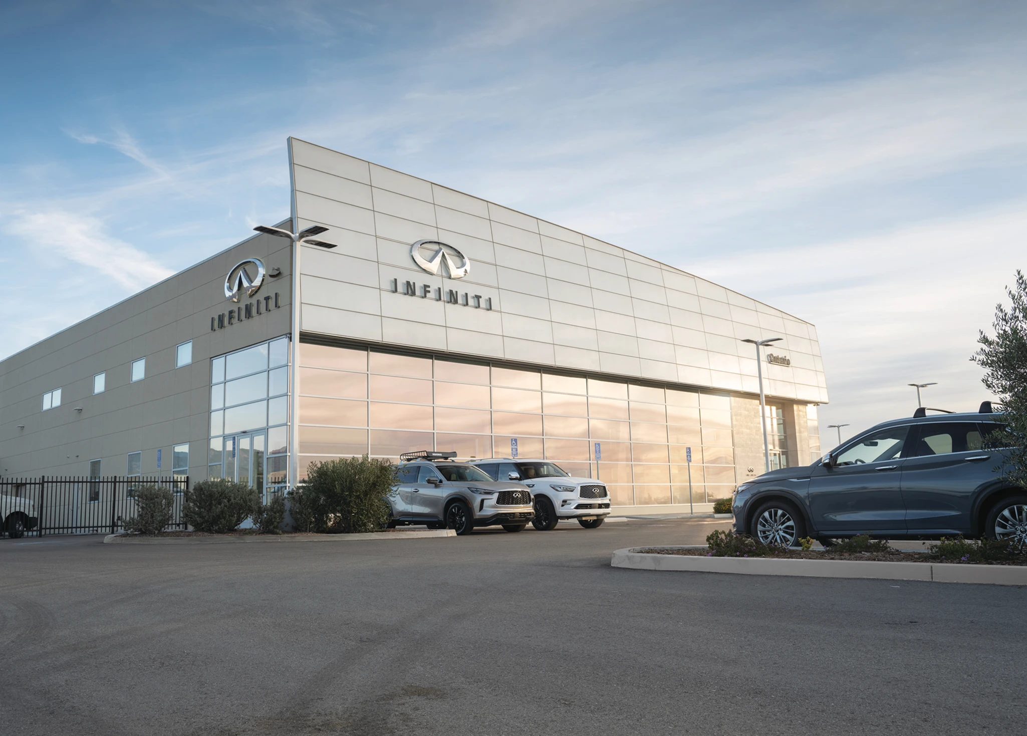 Find More Savings at Your INFINITI Retailer